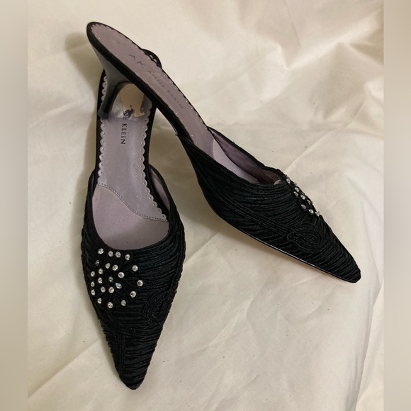 ANNE KLEIN Rhinestone Embellished Mules NWOT - Picture 2 of 6